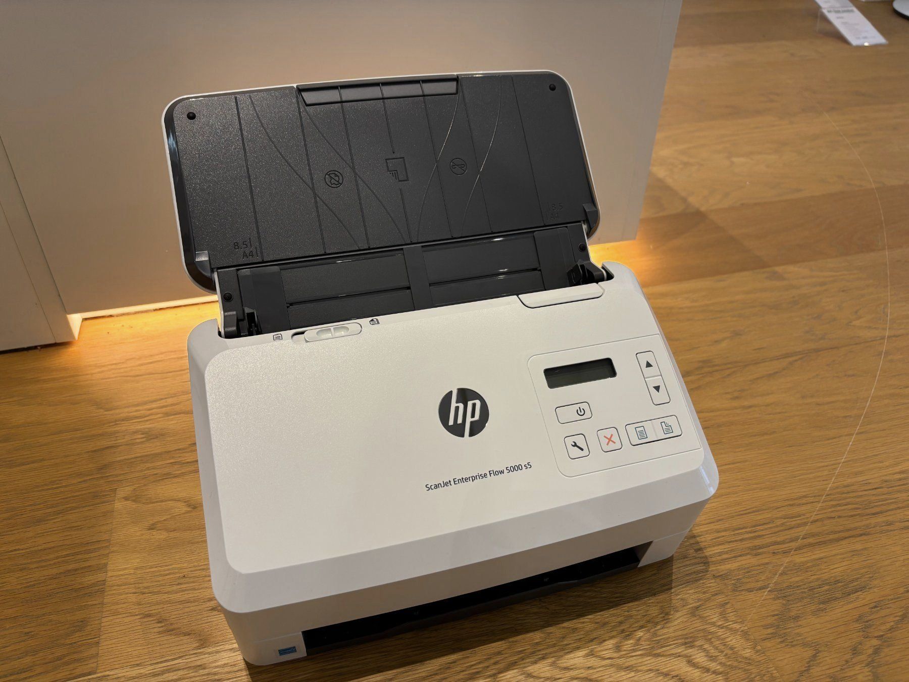 Scanner: HP ScanJet Enterprise Flow 5000 S5 Scanner – Usato da Luzern venduto da Babashopper 1
