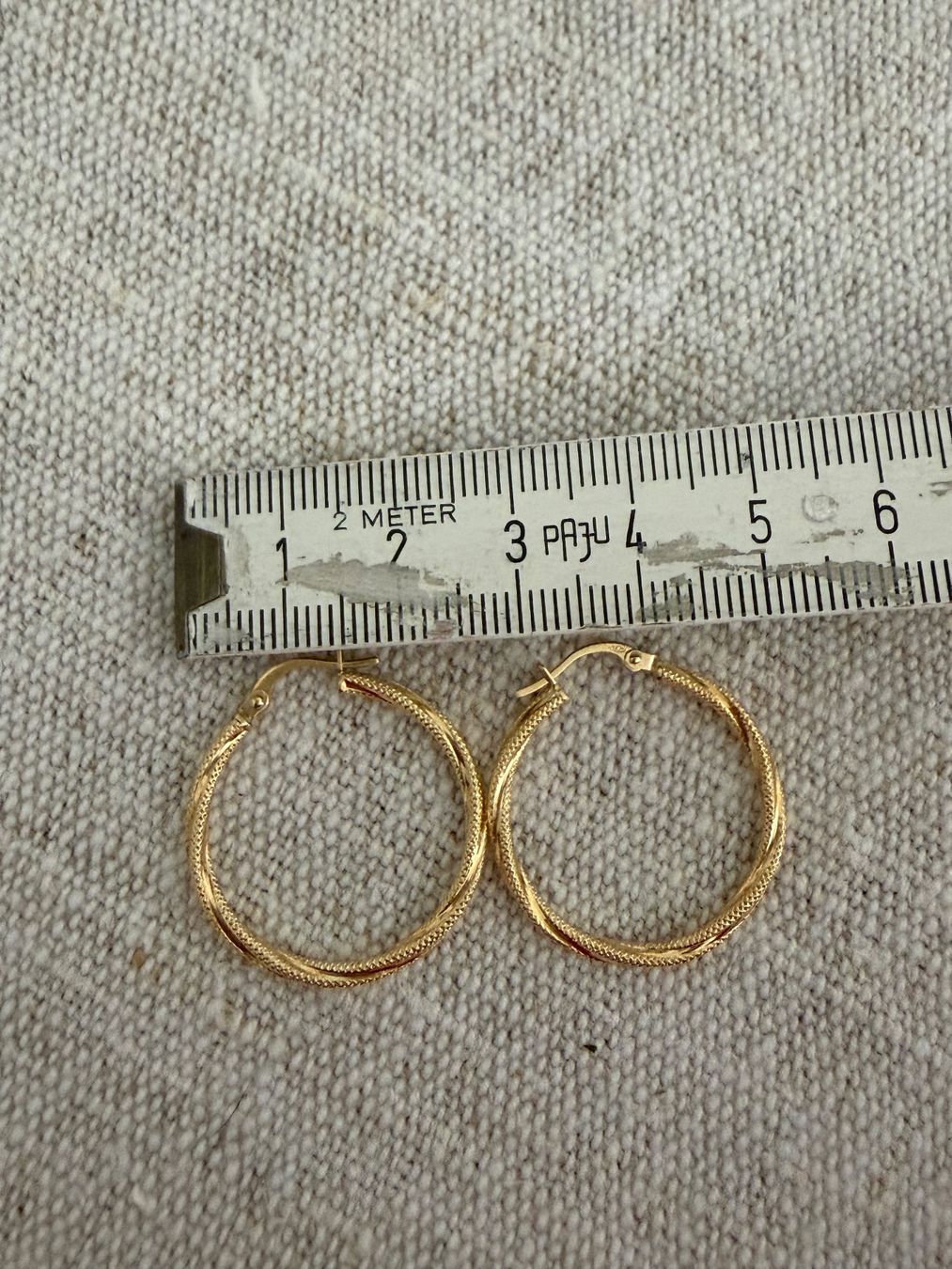Boucles d'oreille: 750 Yellow Gold Loop Earrings – Neuf (Voir description) à St.Josefen par lop_lh8d