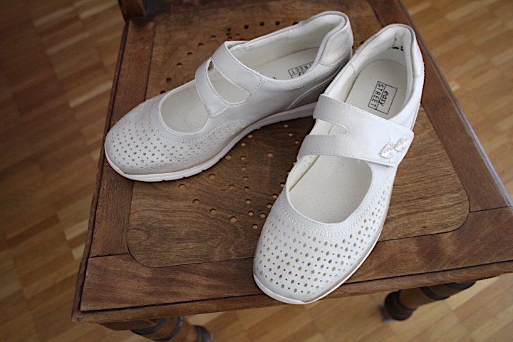 Damenschuhe: easy Street Damenschuhe , Hedda Gr. 38 – Gebraucht aus Locarno von madame-tus-sauds 2