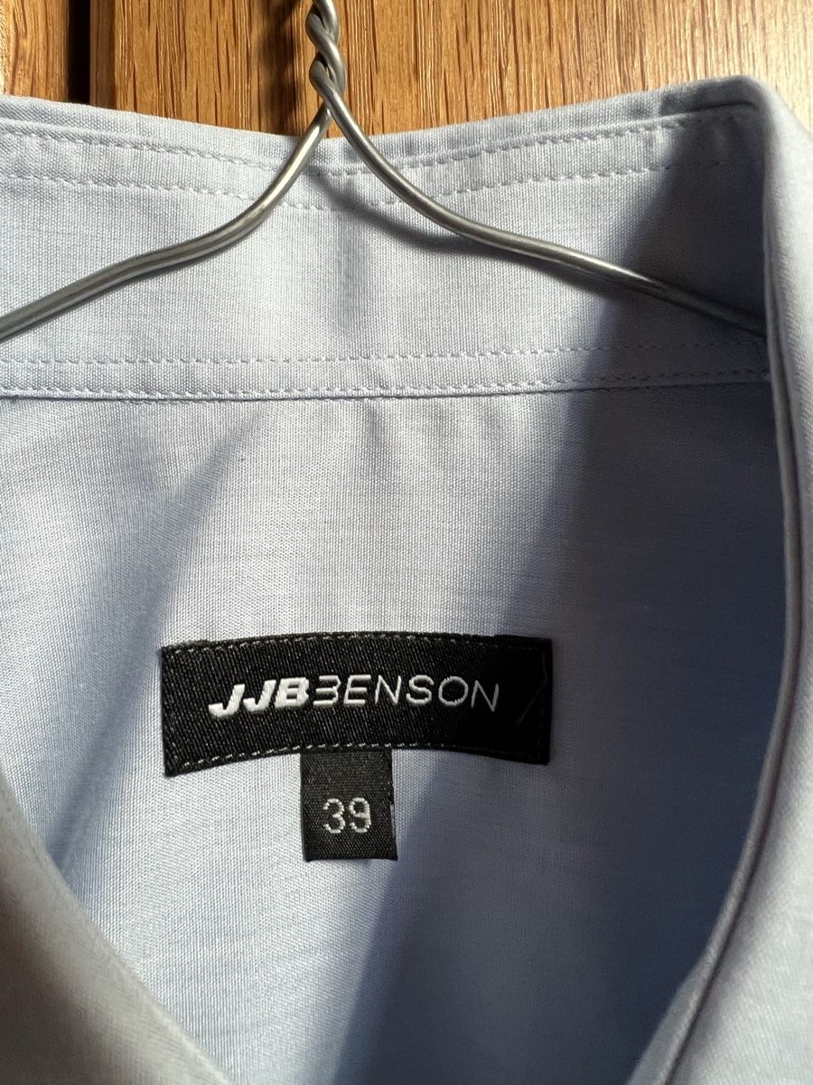 Hemden: JJBenson Kurzarmhemd hellblau Grösse 39  – Neu (gemäss Beschreibung) aus Schönenberg ZH von 24Yvi 2