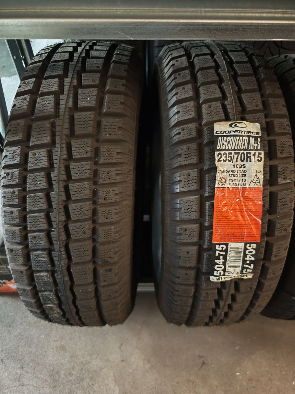 Pneumatici & Ruote complete: Cooper 235/70R15 – Nuovo (secondo la descrizione) da Richenthal venduto da maenggi16 1