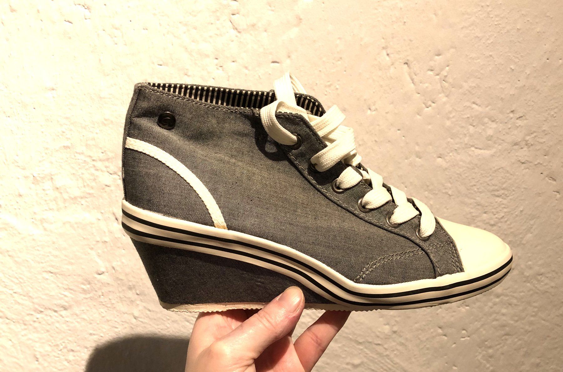 Graceland Scarpe da donna: Hochhackige Sneaker "Graceland", praktisch Neu – Usato da Rüti ZH venduto da Jasna89 2