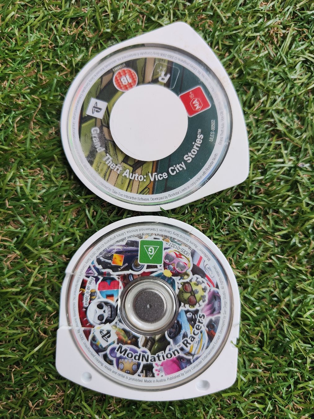Sony Console: Sony PSP 2004 mit 6 Spielen, Ladegerät. – Usato da Thun venduto da wol_krx6 3