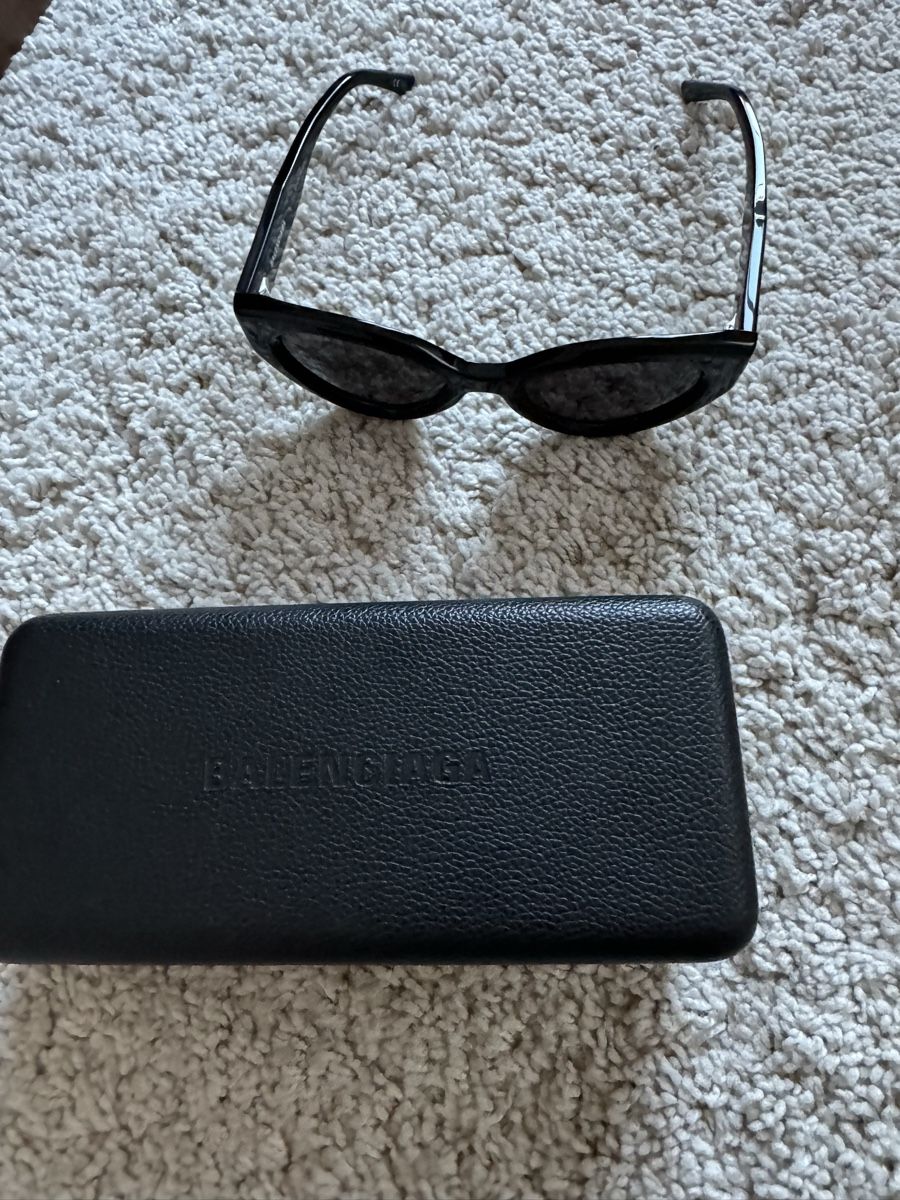 Balenciaga Occhiali & Lenti: Balenciaga sunglasses – Usato da Bern venduto da FashionK92 5