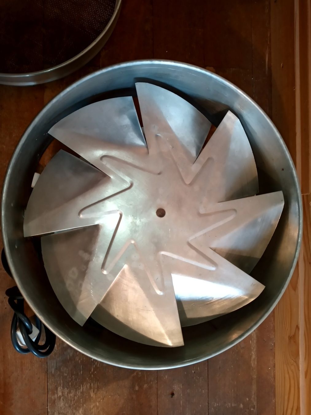 Sigg Elettrodomestici da cucina: Sigg dörrex Dörrgerät mit 3 Gitter – Usato da Prez-vers-Siviriez venduto da Monija70 4