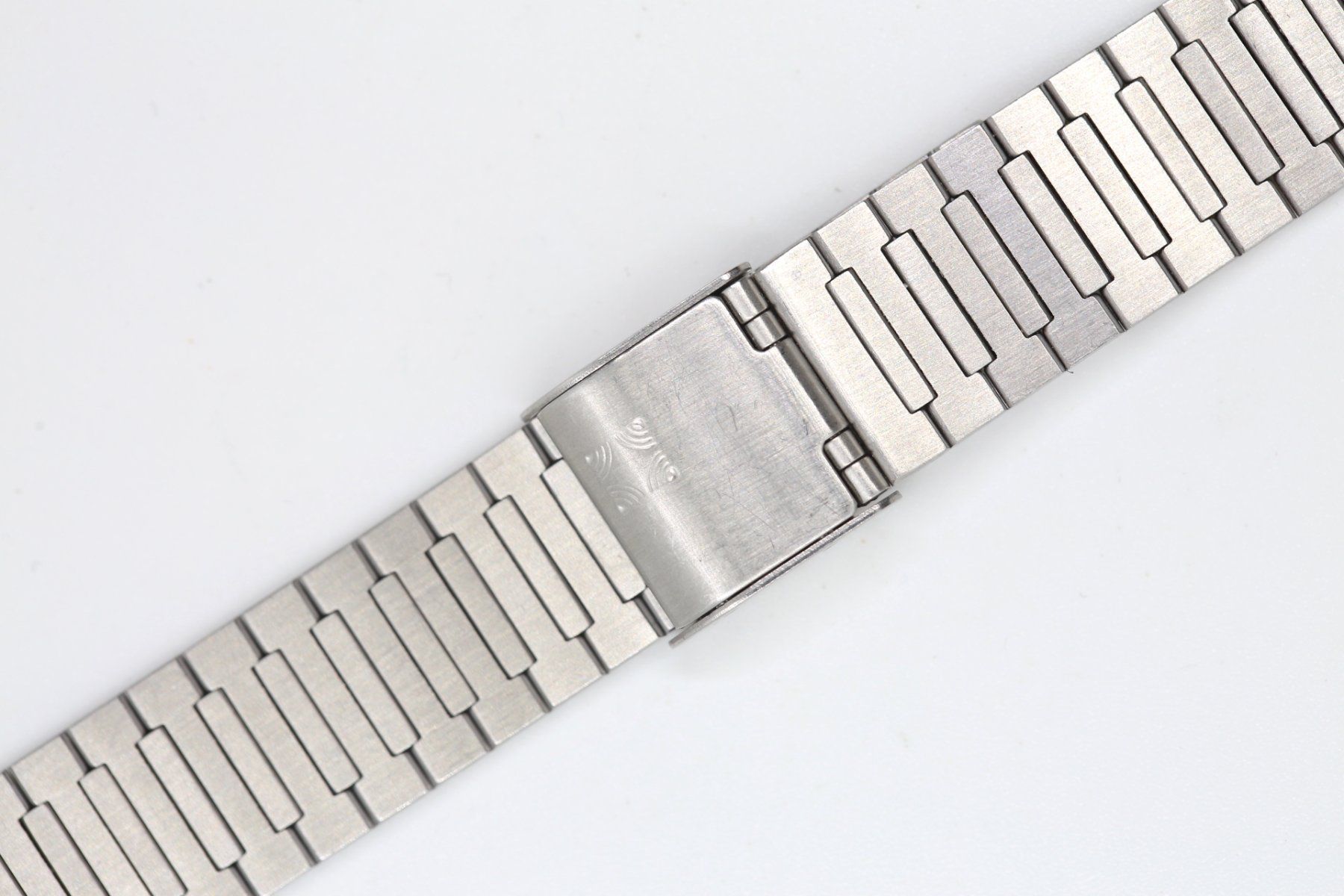 Zenith Orologi: Zenith Stahlband 20mm – Nuovo (secondo la descrizione) da Reinach BL venduto da Han-Numismatik