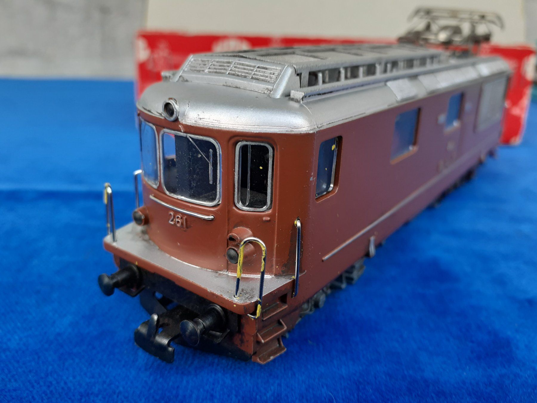 Hag Modellini di ferrovie: Hag  H0 180 E-Lok Re 4/4 BLS 261 – Usato da Arbedo venduto da aladino666 3