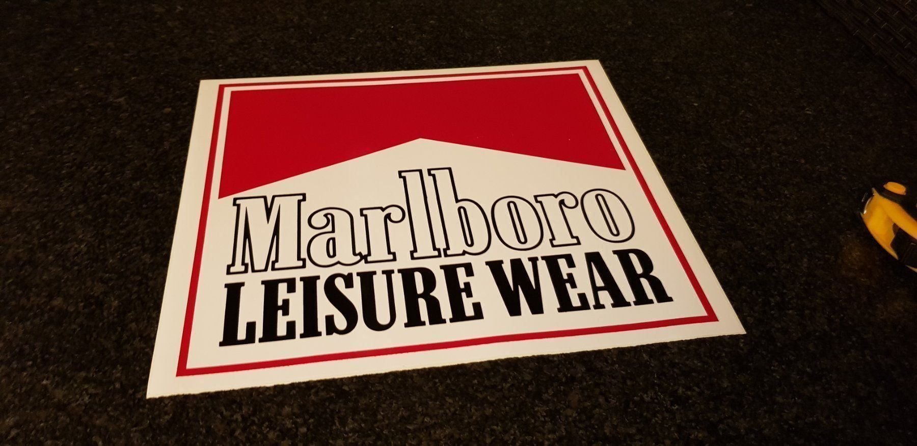 Sticker: (KOPIE) Marlboro Folienkleber – Usato da Schaffhausen venduto da beny06 1