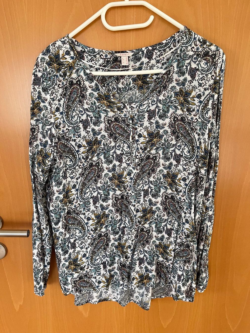 Esprit Chemisiers: Esprit Bluse, Gr. 38, Viskose, Top Zustand – D'occasion à Kreuzlingen par zwergli05