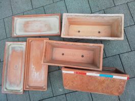 3 Ton- Kistli mit Untersetzern gebraucht guter Zustand