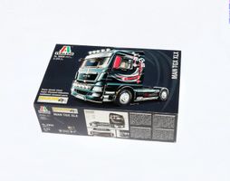MAN TGX XLX 1:24 von Italeri
