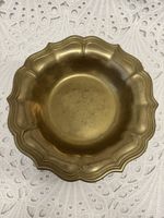Alter Messingschale mit gewelltem Rand 24cm