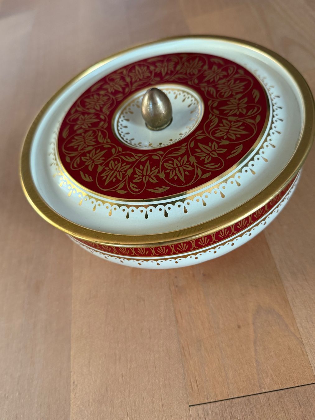 Contenitori & Simili: Bisquit  Guezli Dose Blech vintage – Usato da Wittwil venduto da Schnaeppli64