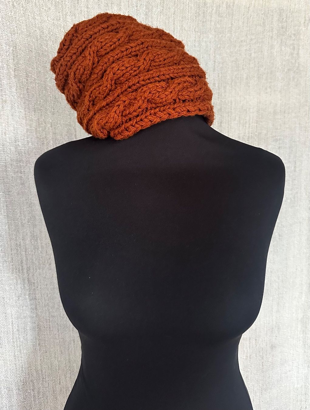 Hüte, Mützen & Caps: Rostbraune Strickmütze aus Baumwolle - Handmade – Gebraucht aus Muri AG von Shoshana5 2