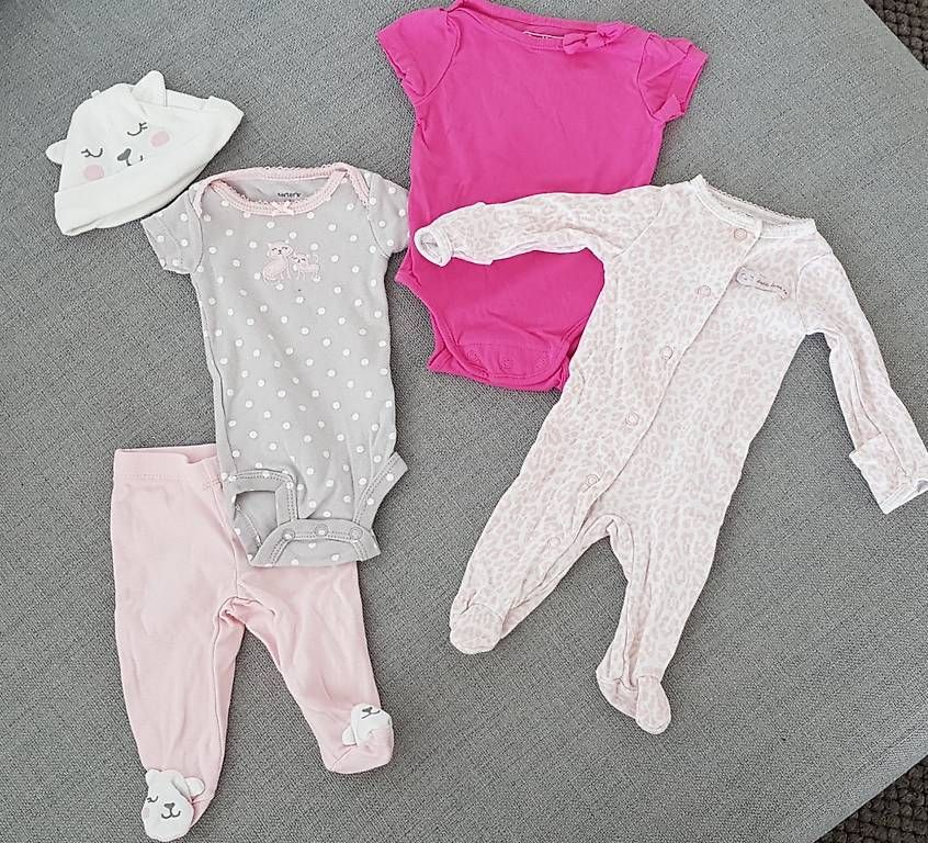 Carter's Lotti & Set di vestiti: Newborn Set OshKosh/Carter's Grösse 50/56 – Usato da Bülach venduto da Best-Touchdown