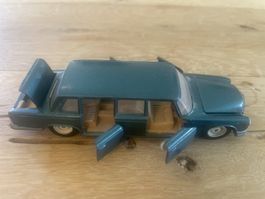 Modellauto Mercedes Benz 600 