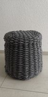 Dekorativer Pouf / Hocker, Geflecht grau