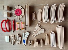Holzeisenbahn Brio etc., Riesenset mit über 150 Teilen
