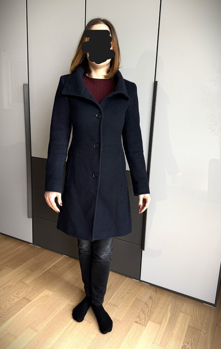 Esprit Cappotti: ESPRIT Mantel 32DE dunkelblau – Usato da Sachseln venduto da WertvollWeiter