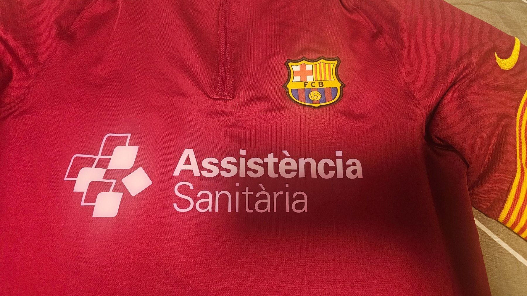 FC Barcelona Canottiere & Pantaloni: Training FC Barcelone – Usato da St-Prex venduto da sebgav 2