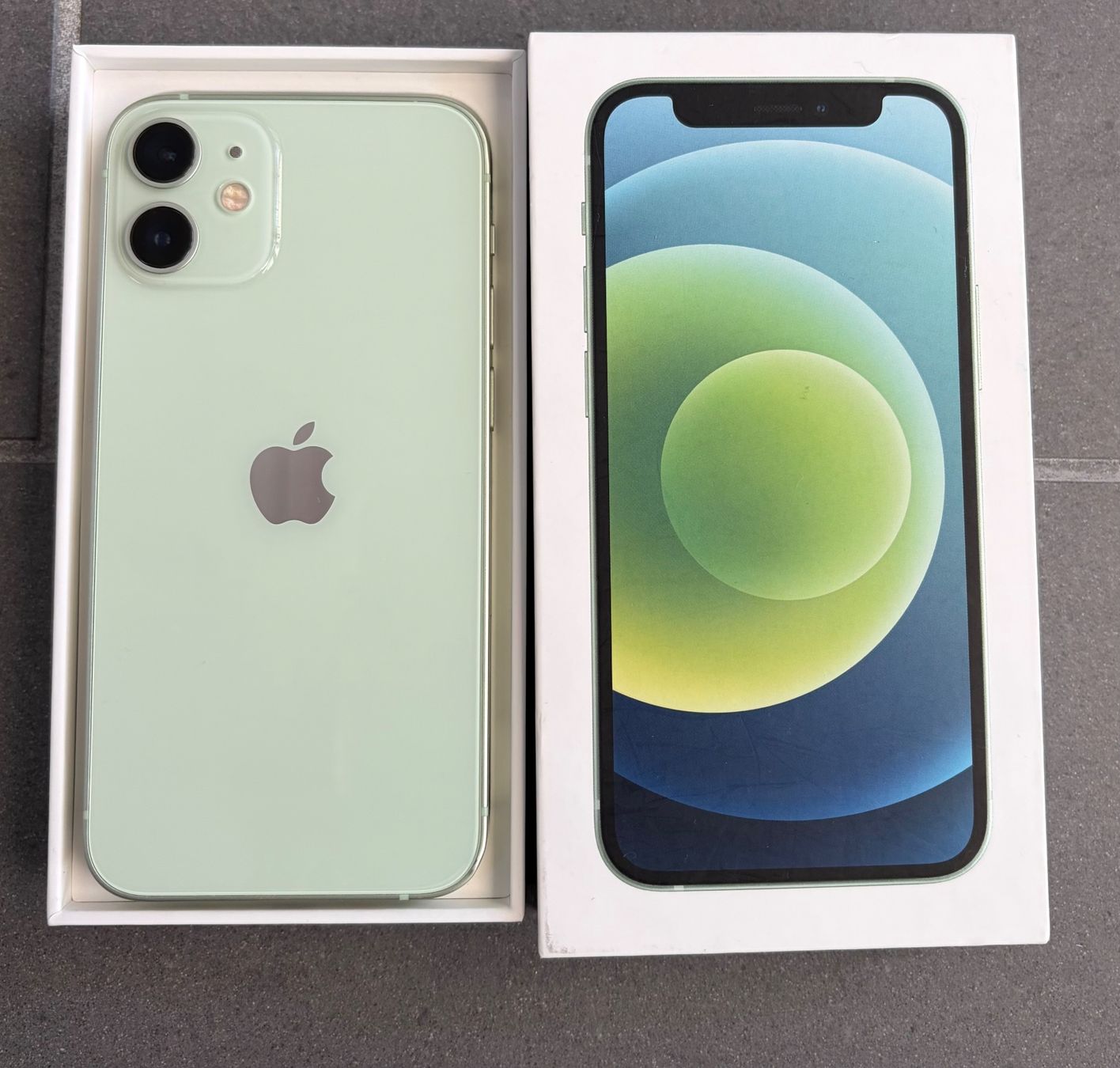 Apple Portables: Apple iPhone 12 mini – D'occasion à Wabern par rinkas 1