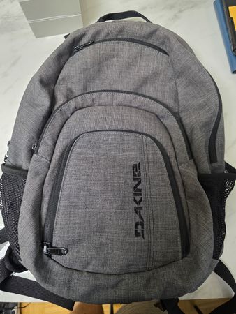 Dakine Campus SM Carbon – Laptop-Rucksack 25L