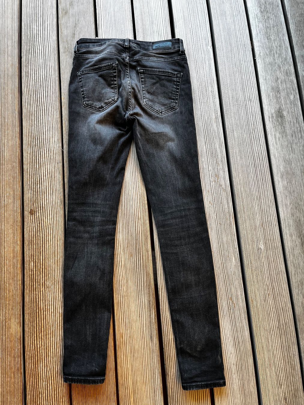 Only Jeans: Damen Jeans ONLY schwarz Grösse S, gebraucht – Usato da Gommiswald venduto da RiLiMa 2