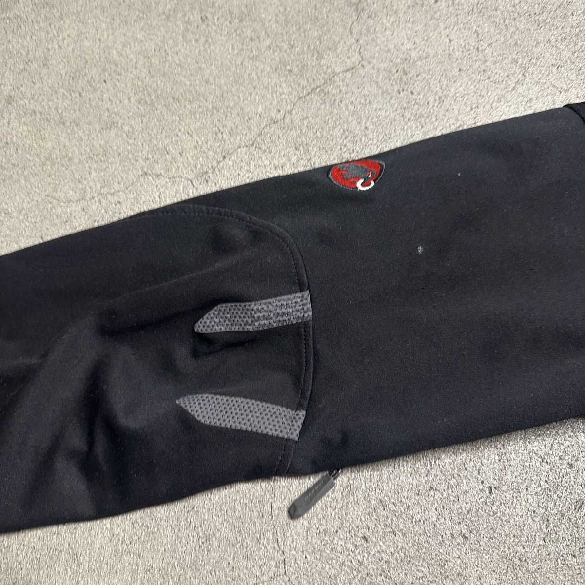 Mammut Giacche: Mammut Softshell Jacke mit Kapuze schwarz – Usato da Allschwil venduto da adr_nh68 4