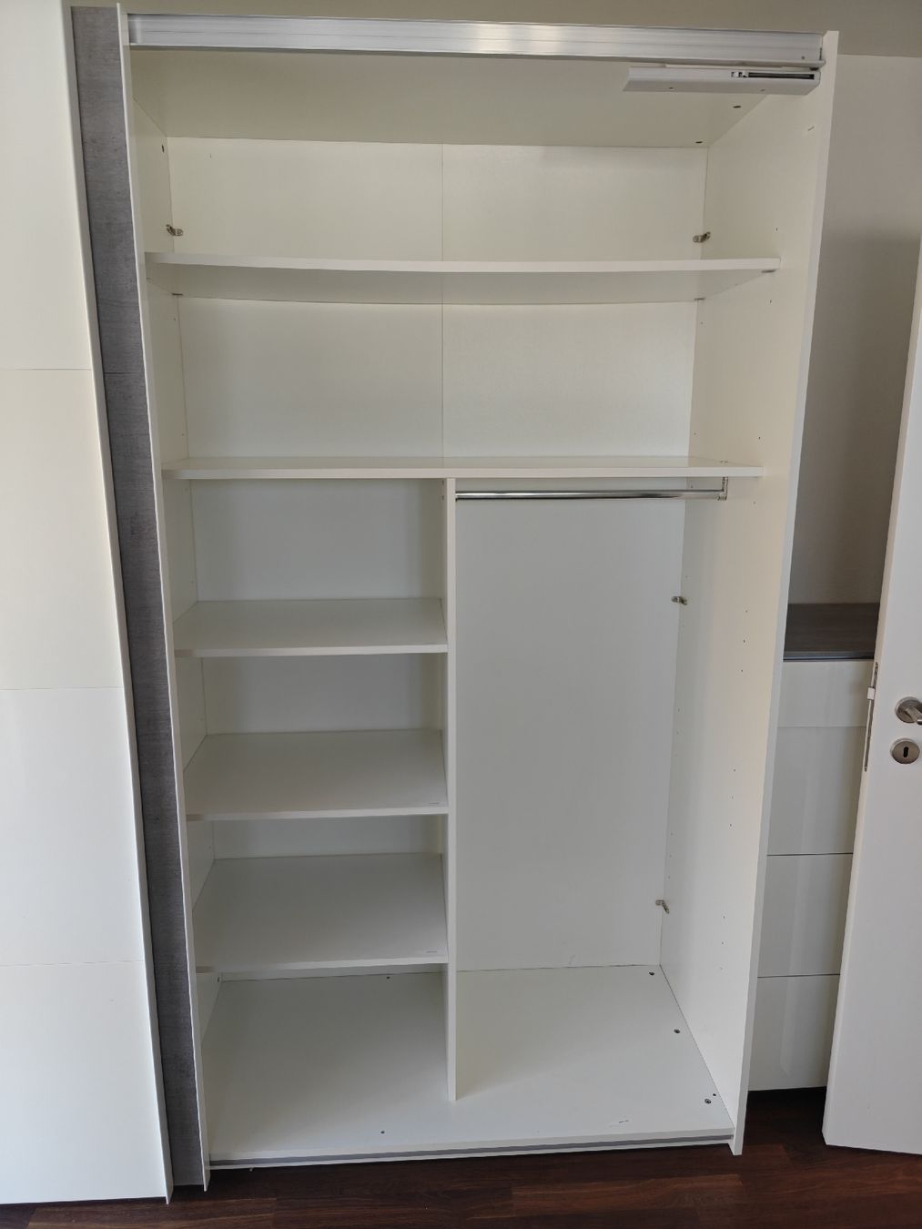 Spannende Kleiderschrank Weiß Gebraucht Ebenbild