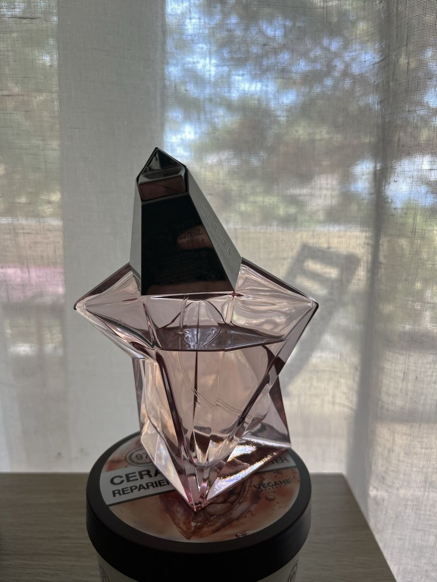 Mugler Profumi & Eau de Toilette: Mugler Angel Nova 100ml – Usato da St-Sulpice VD venduto da ema_8fvg 1