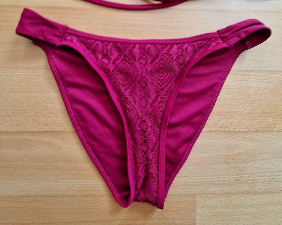 Costumi da bagno & Bikini: Bikini, Badeanzug, Swimwear, Badehose, Badekleid – Usato da Hettlingen venduto da worldexplorer 1