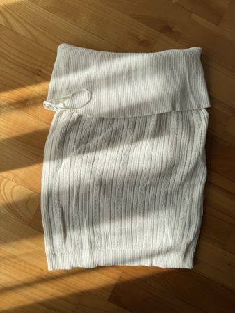 Off-White Off-Shoulder Top von Stradivarius, Grösse S