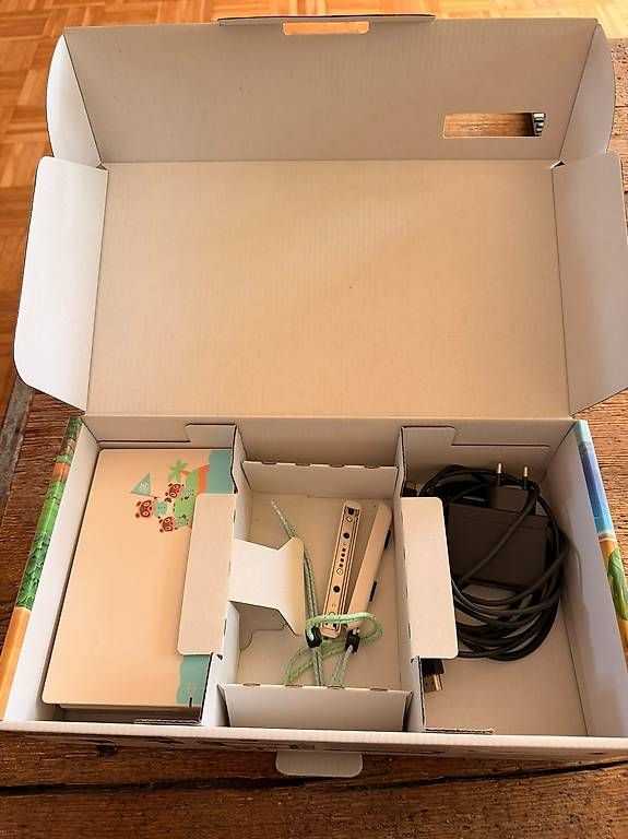 Console: Nintendo Switch Animal Crossing Edition  – Usato da Seewen SZ venduto da MEttlin01 2