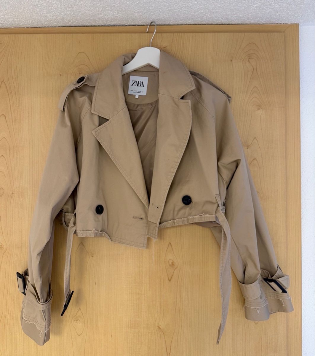 Giacche: ZARA Trenchjacke beige – Usato da Rorschach venduto da Tara234 1