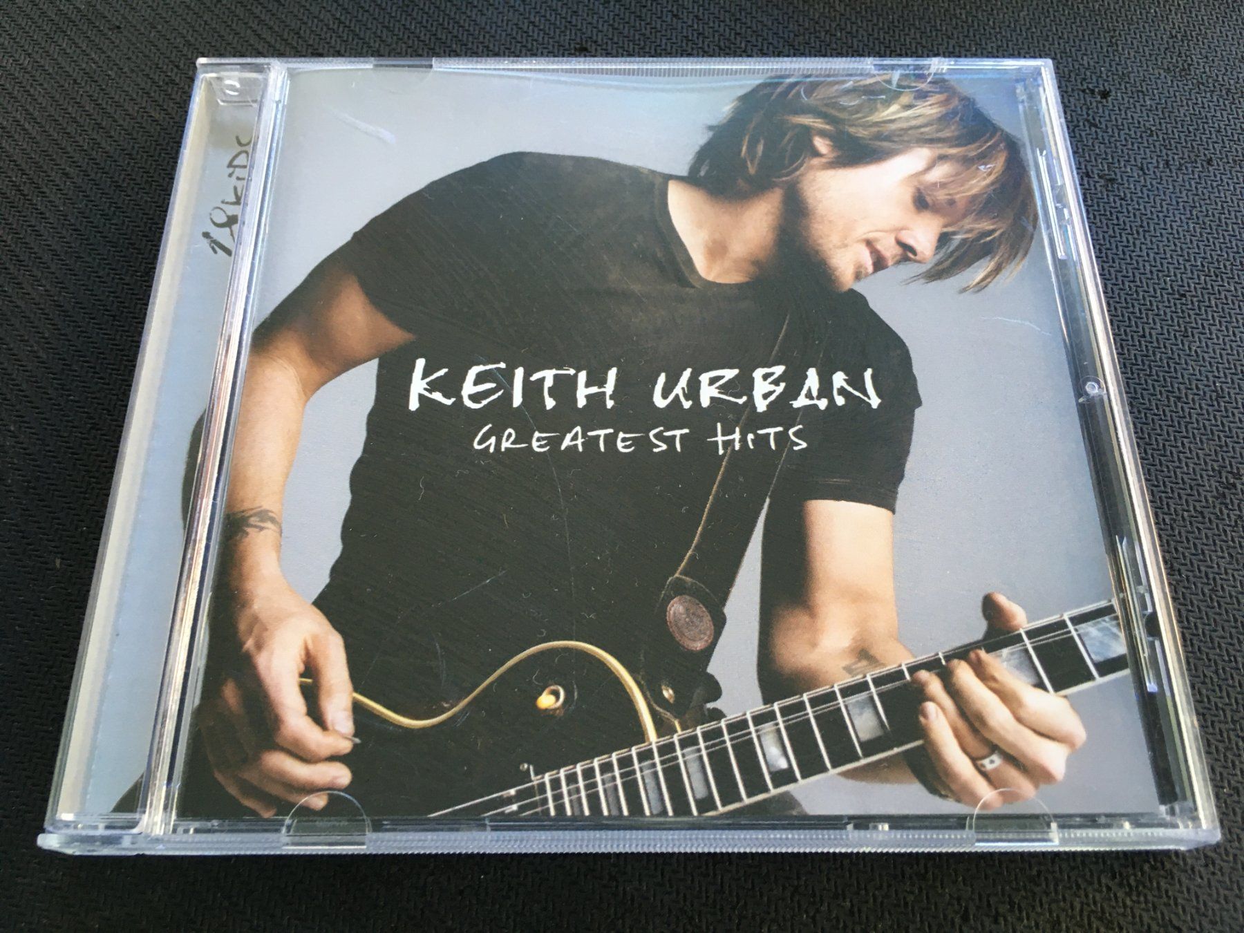 CD: Keith Urban - Greatest Hits -CD- – Usato da St.Gallen venduto da MedienJoe