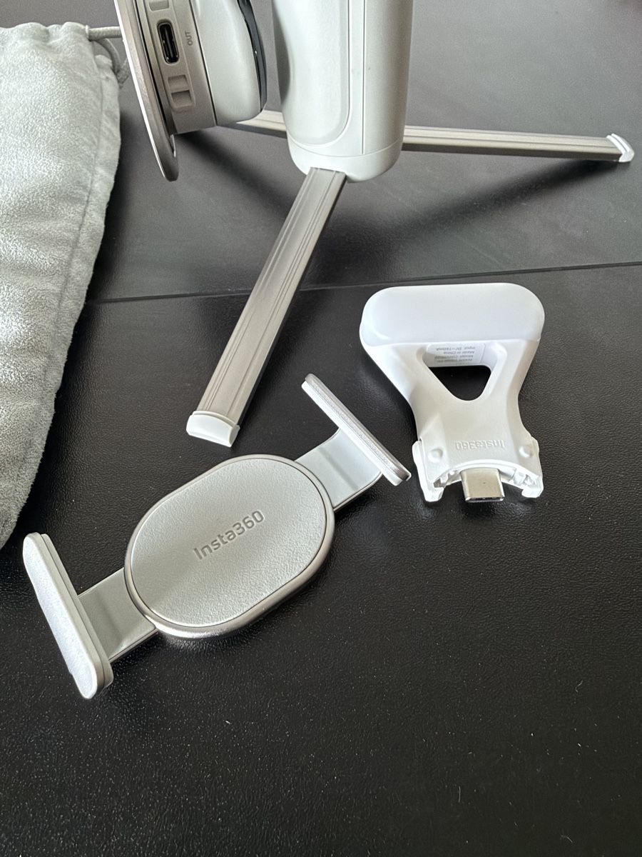 Insta360 Stative & Stativköpfe: Insta360 Flow 2 Pro Creator Kit Grau – Gebraucht aus Remetschwil von LuisN16 1