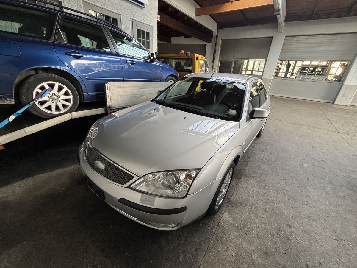Ford Automobili: Ford Mondeo Ghia V6 – Usato da Subingen venduto da Guss91 3