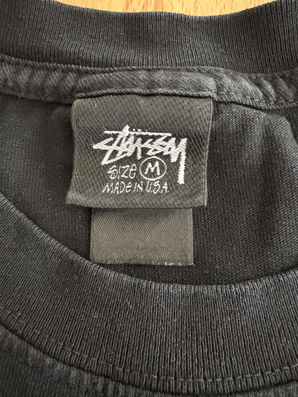 Stüssy T-shirts: T-Shirt - Grösse M - stüssy – D'occasion à Oberuzwil par jabano 2