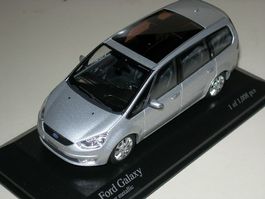 Ford Galaxy 2006  silber metallic * Minichamps 1:43