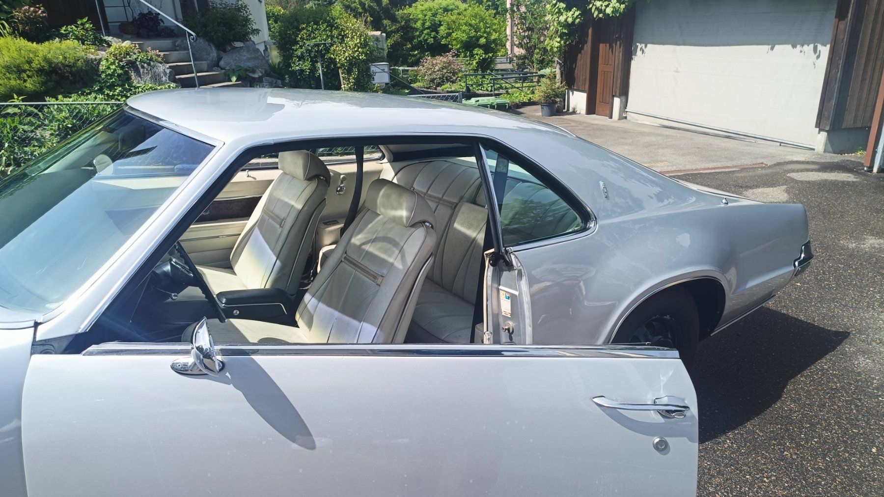 Oldsmobile Automobili: Oldsmobile Toronado – Usato da Kriens venduto da Mura1 2