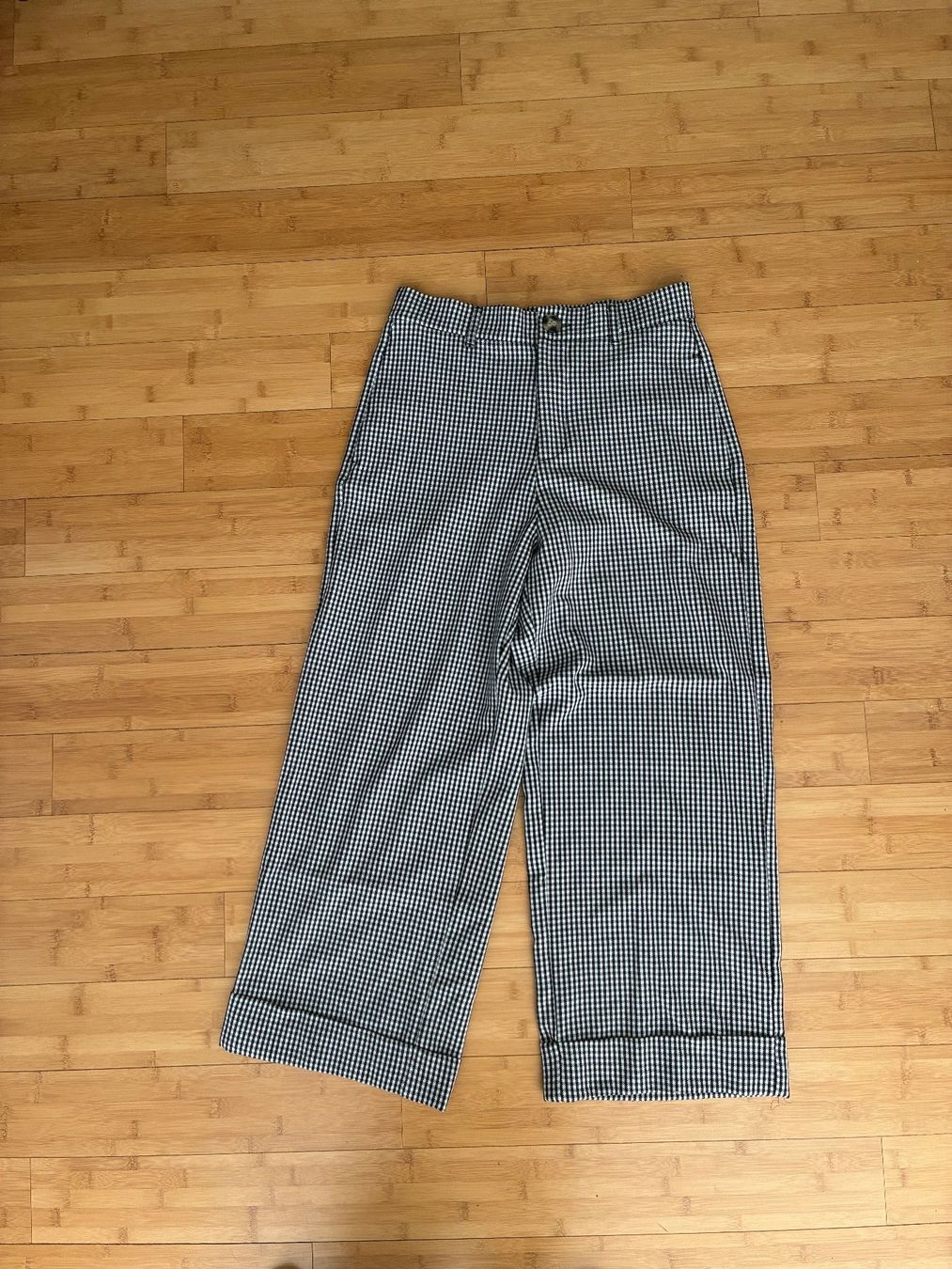 Zara Pantaloni: Zara Hose mit Karomuster, Grösse M – Usato da Meilen venduto da ari_yj75