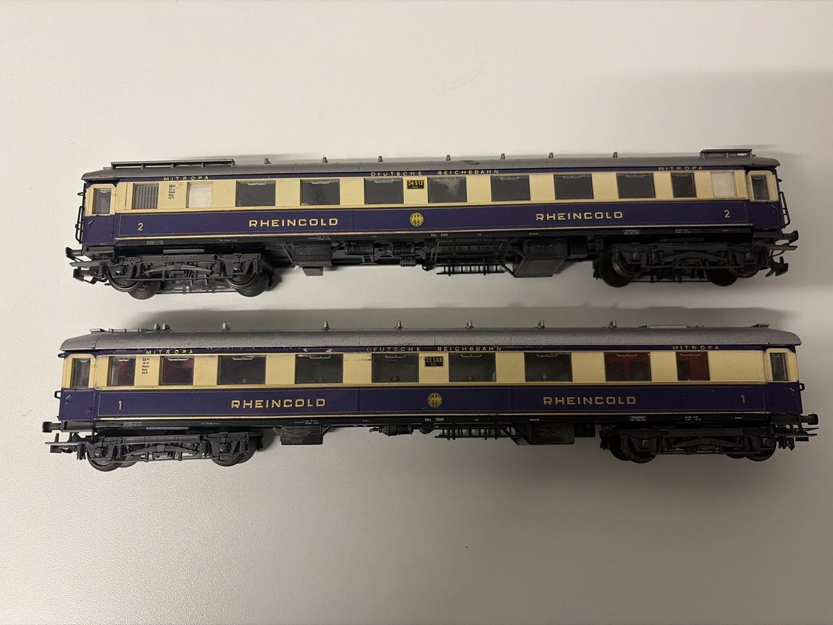 Liliput Modellini di ferrovie: Liliput Rheingold Wagen, 2 Stück – Usato da Glattfelden venduto da UrdiZH