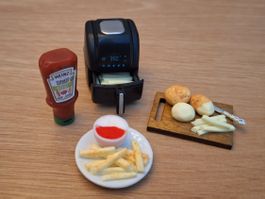 Handmade Pommes Set mit Heinz Ketchup Flasche