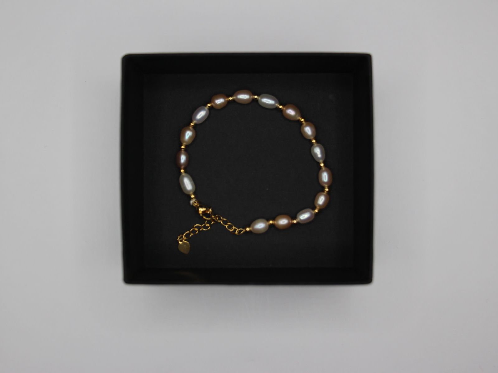 Bracciali & Braccialetti: **NEU** Armband aus echte Süsswasserperlen – Nuovo (secondo la descrizione) da Luzern venduto da jul_bn7b 3