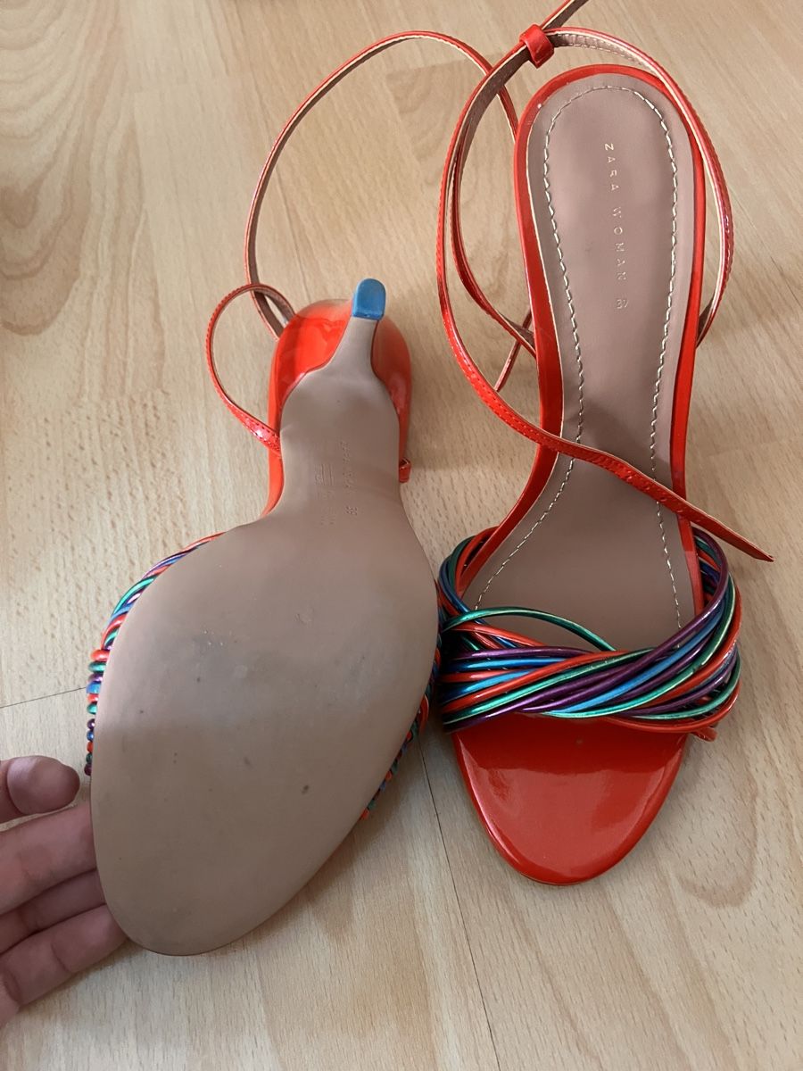 Zara Chaussures femmes: Schuhe – Neuf (Voir description) à Egerkingen par ear_k6fg 2