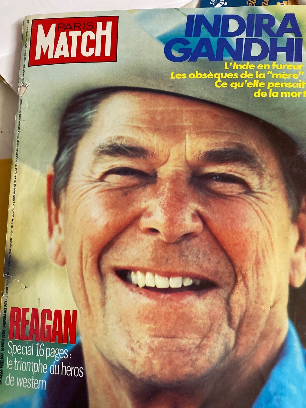 Riviste & Magazine: PARIS MATCH - 1984 - REAGAN - PHILIPPE NOIRET – Usato da Le Brassus venduto da cinema13