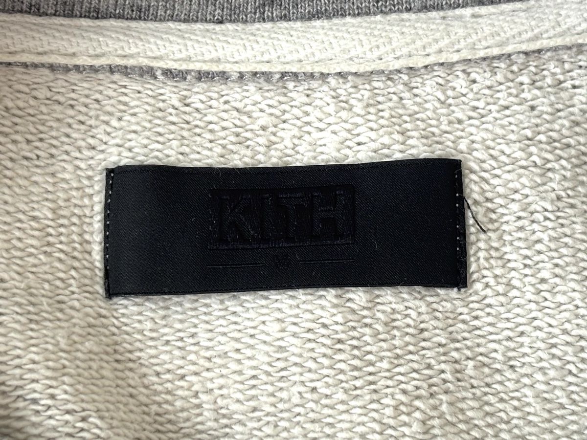 Pulls & Sweat-shirts: Pull KITH gris clair (M) – D'occasion à Lausanne par HelenaK 3