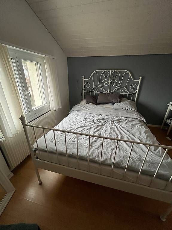 Letti: Bett mit Matratze und Lattenrost – Usato da Müntschemier venduto da leonie.3232 1