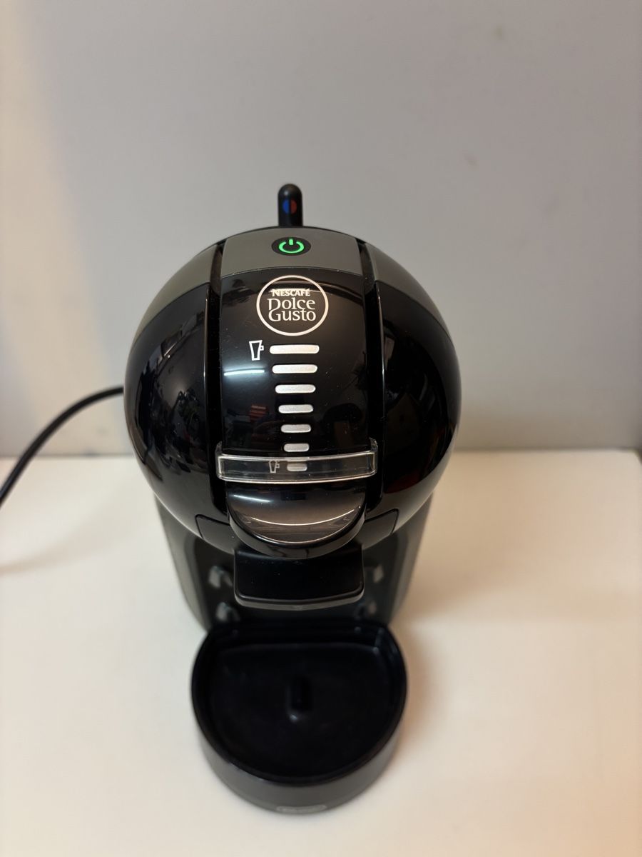 Nescafé Macchine per caffè & Macchine per espresso: Nescafe DOLCE GUSTO MINI ME Kaffemaschine – Difettoso da Küssnacht am Rigi venduto da sie_5yqs 3