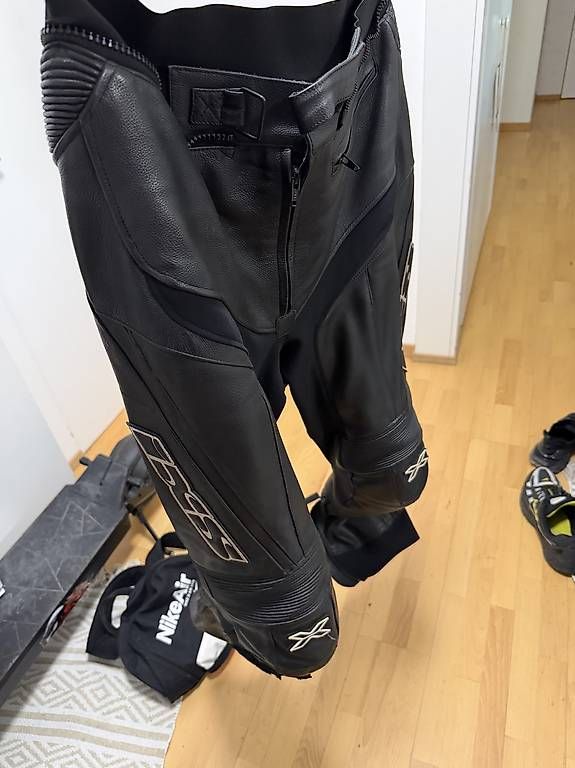 Pantaloni: Motorradhose  – Usato da Luzern venduto da Goran.1 1